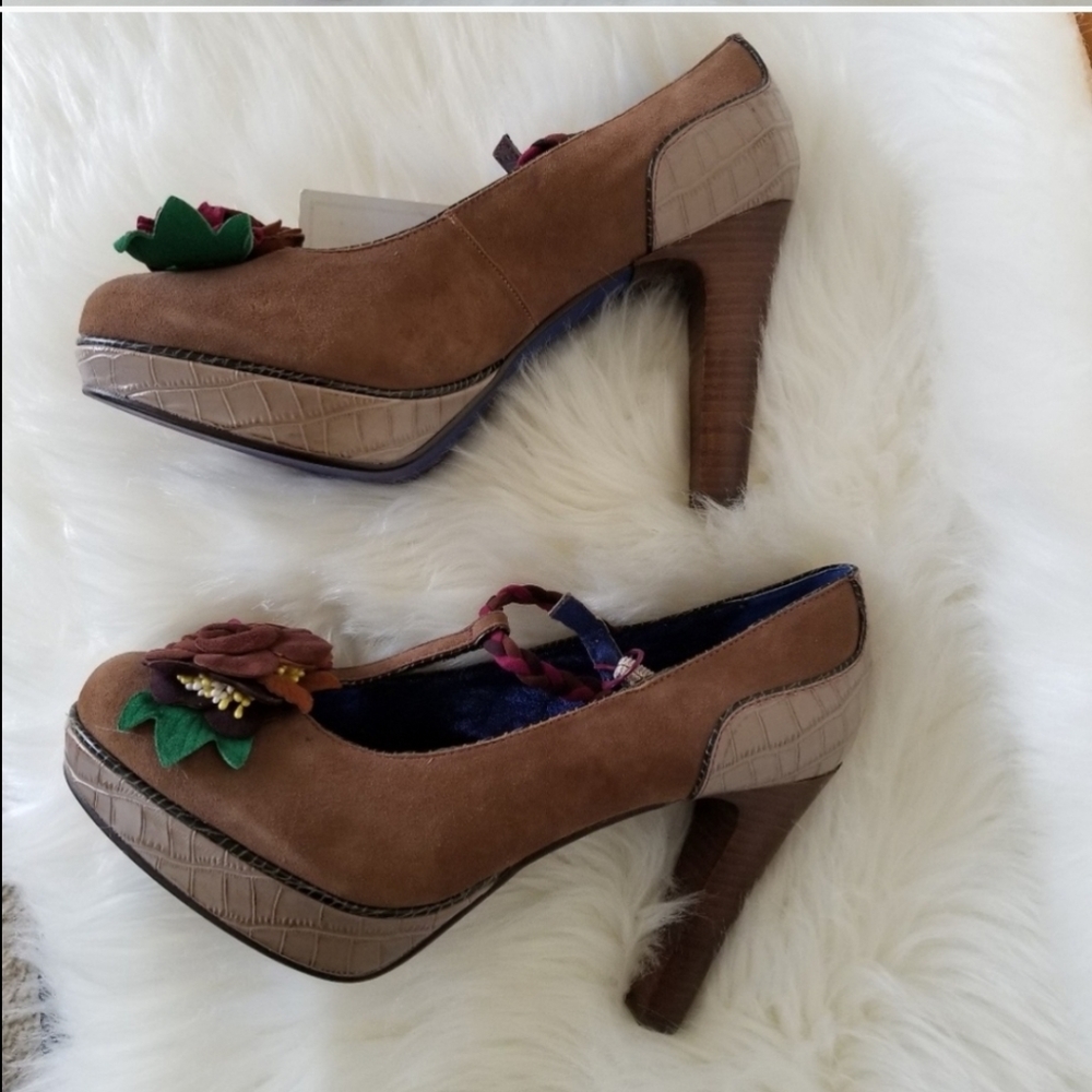 Anthropologie Poetic License Heels - Picture 3 of 7